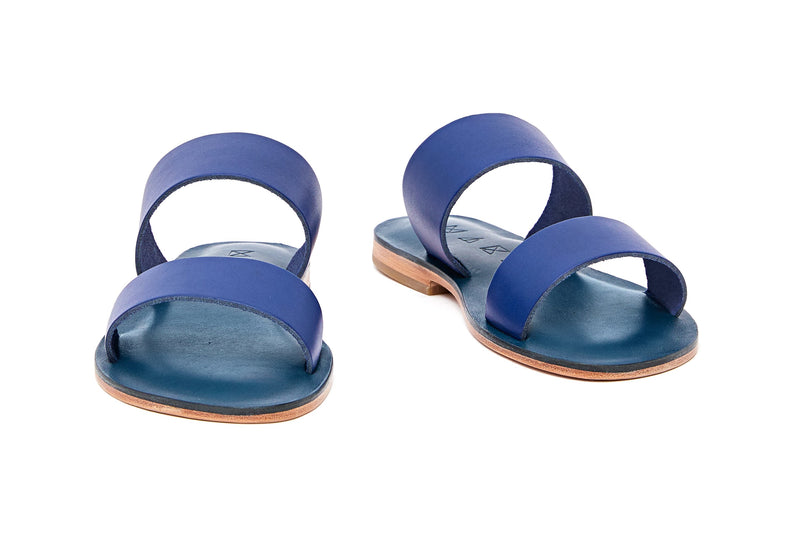 Front view of the handmade Sun women's slip-on leather sandals in night blue / BLUE